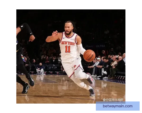 布伦森尼克斯生涯第100次单场30+仅打279场创队史最快纪录