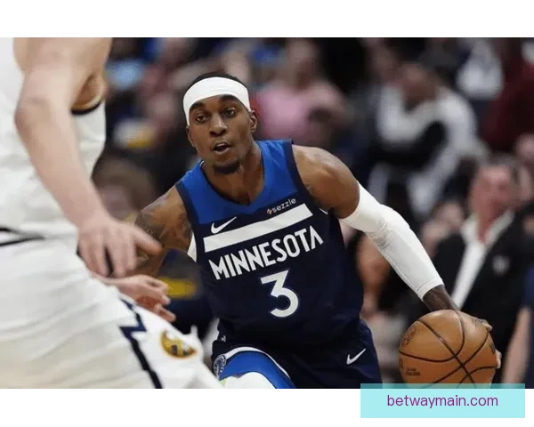 森林狼宣布麦克丹尼尔斯因左膝髌腱炎将进入每日观察名单